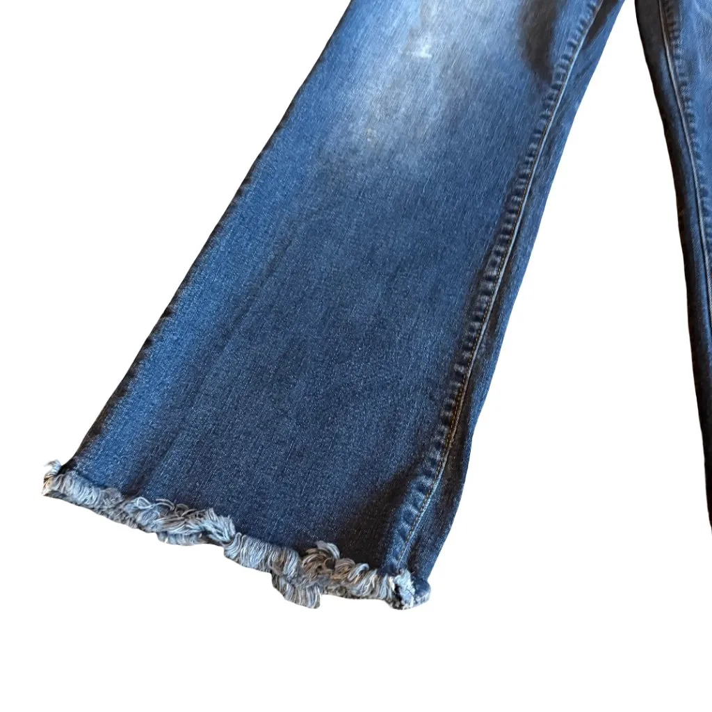 Kut From The Kloth Kick Flare Jeans Medium Wash Raw Hem Cropped Size 6 Women's - Image 5