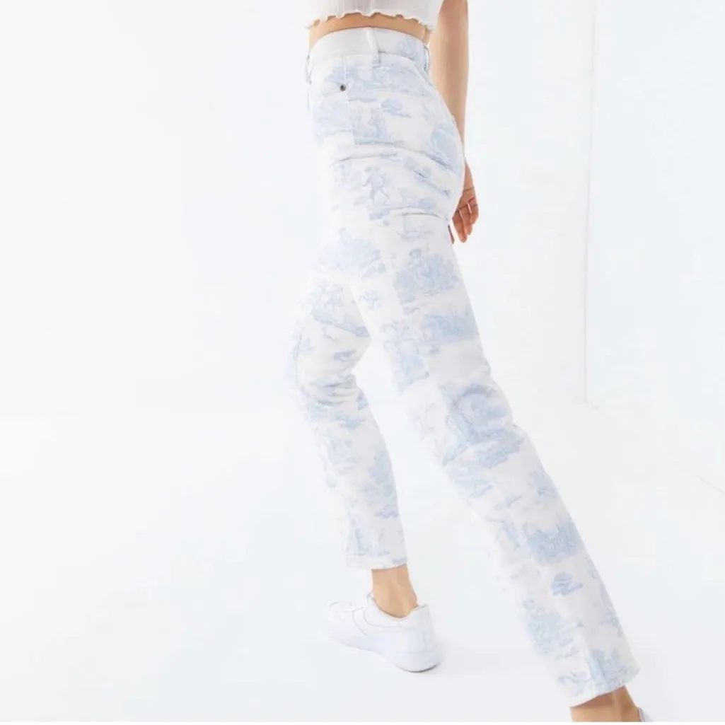 Urban Outfitters x Laura Ashley Toile High-Waisted Jeans Cherub Blue & White 28 - Image 2