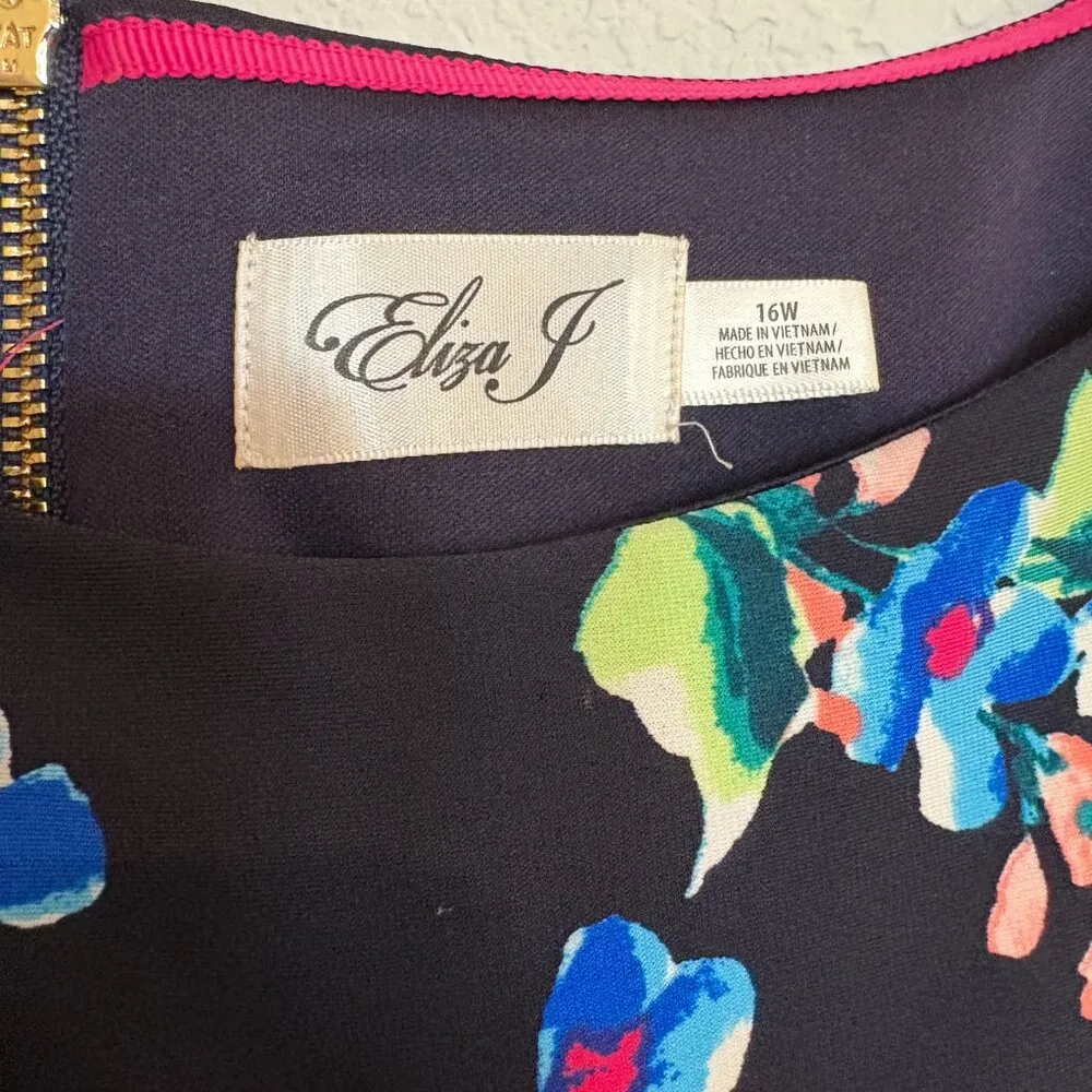 Eliza J Women's Navy Floral Knit Elbow Sleeve Boat Neck Knee Length Shift Dress - Image 6