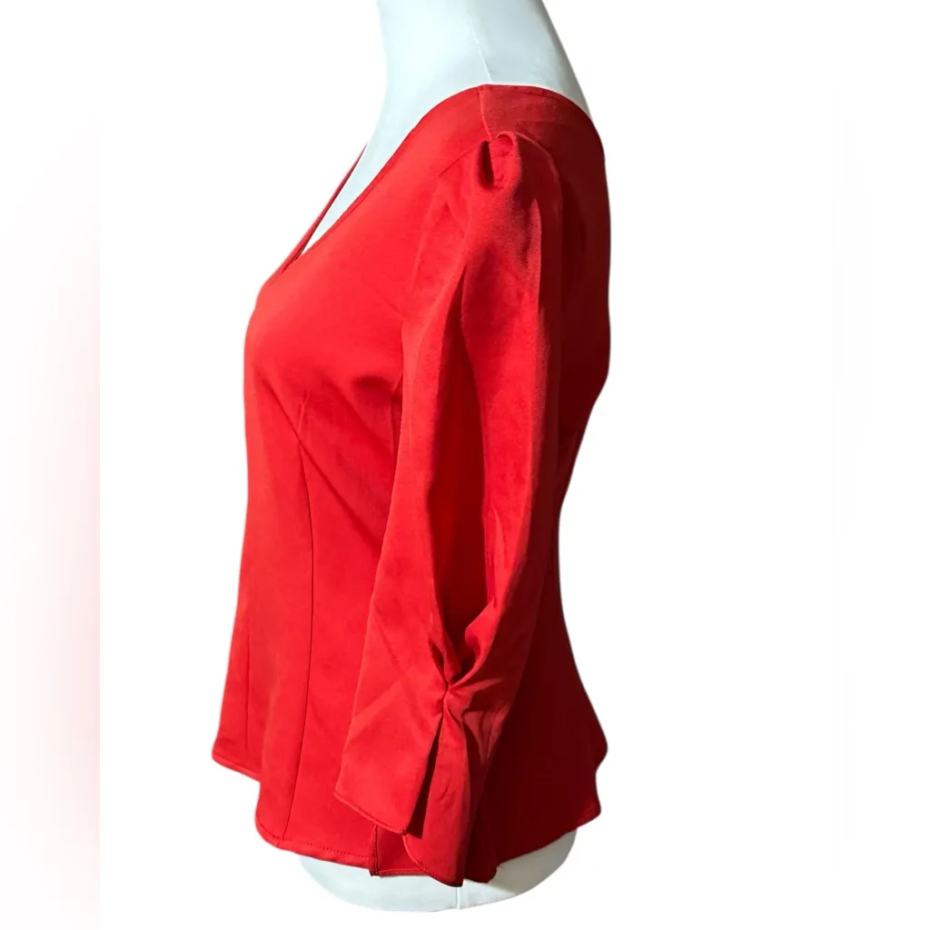 Gracia  Red Vneck Top Sz Small NWT - Image 3