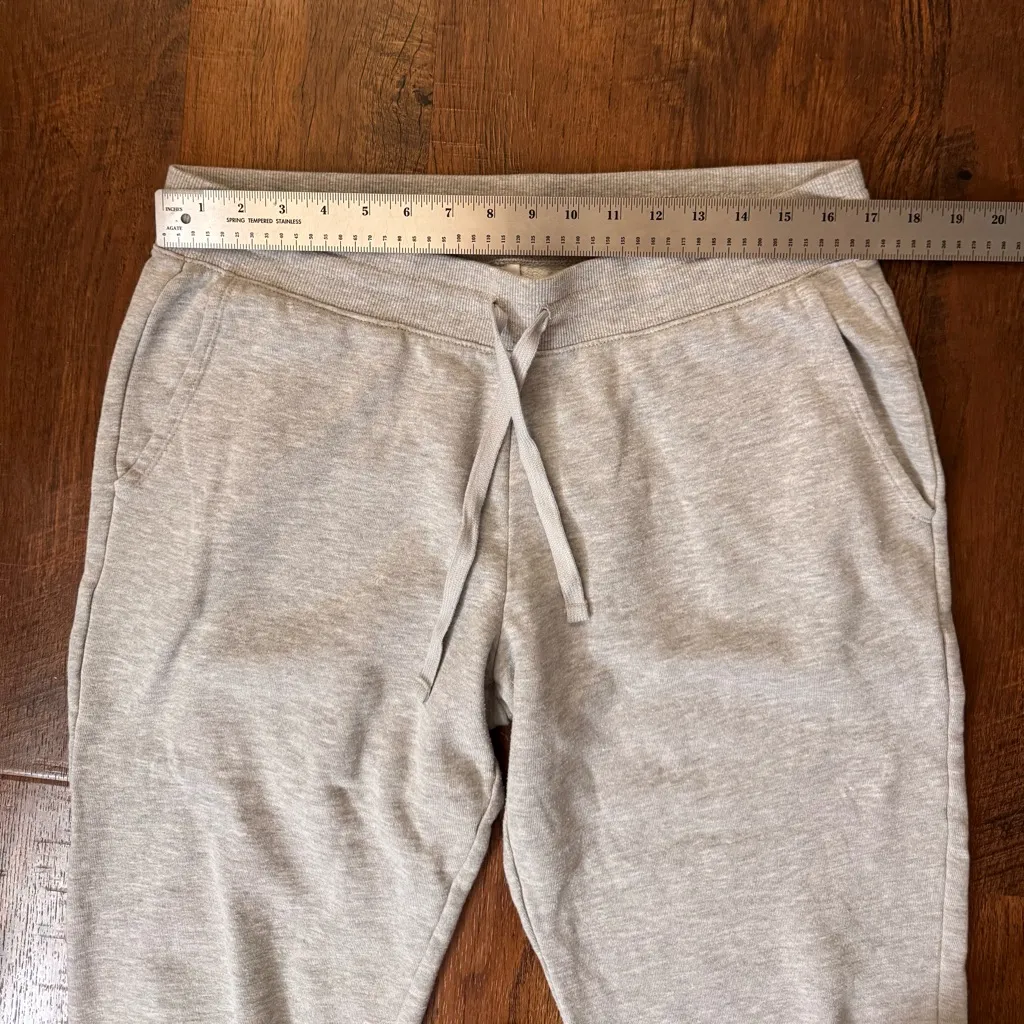 AMAZON ESSENTIALS gray drawstring sweatpants, size L, NWOT Size L - Image 4
