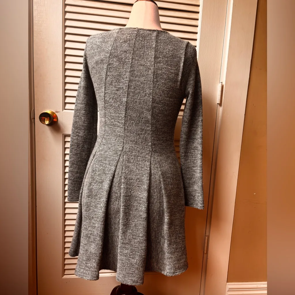 ANTHROPOLOGIE Dolan Left Coast Collection Lined Piper Gray Sweater Dress Sz SM - Image 5