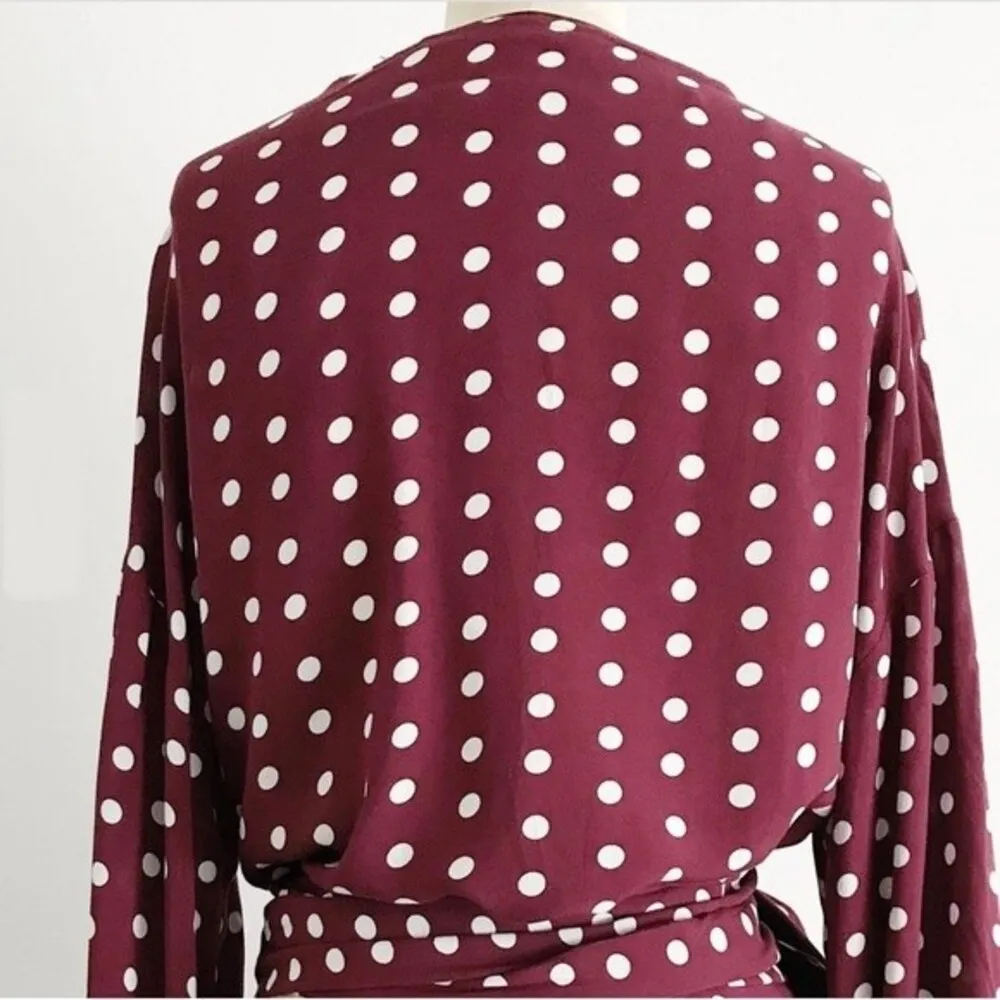 Zara burgundy and white polka dot wrap crop top size small - Image 5