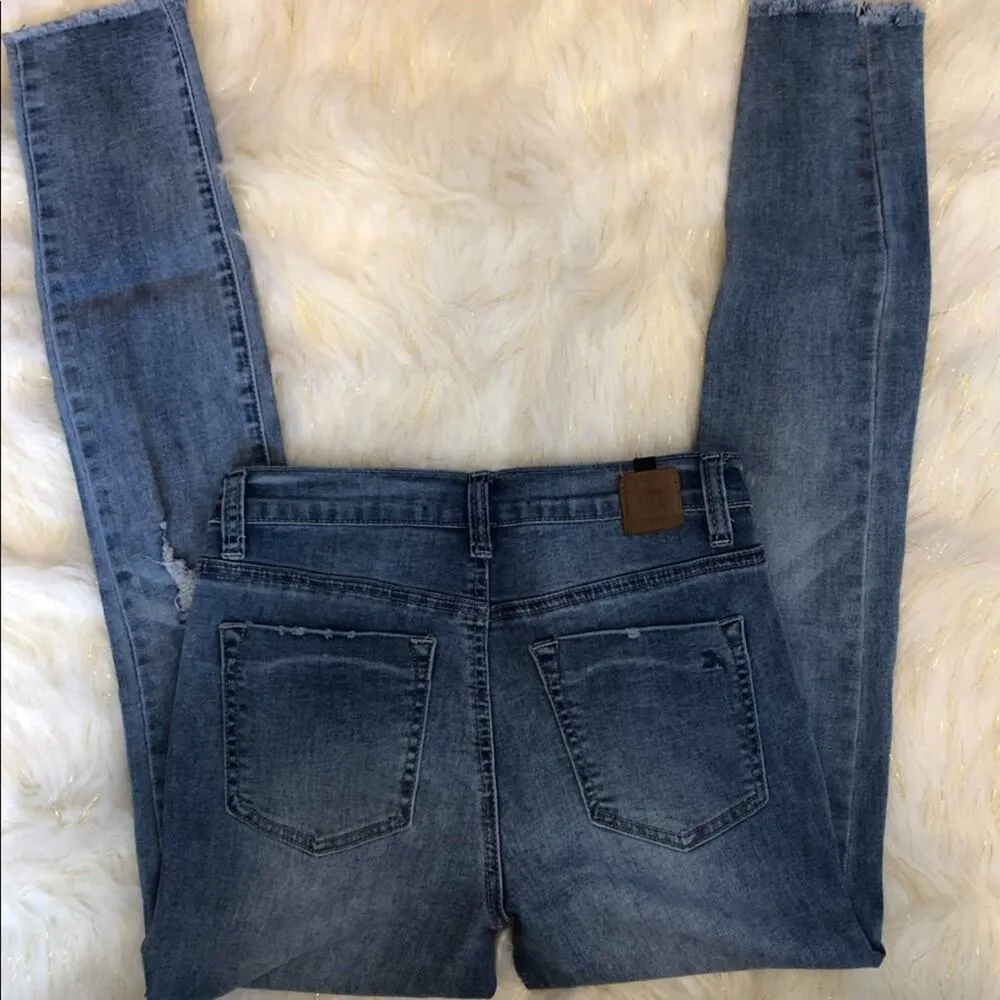 BLOOMROCKS Melrose Pearls Fray Cuff Ankles Jeans Blue Size 28 - Image 7