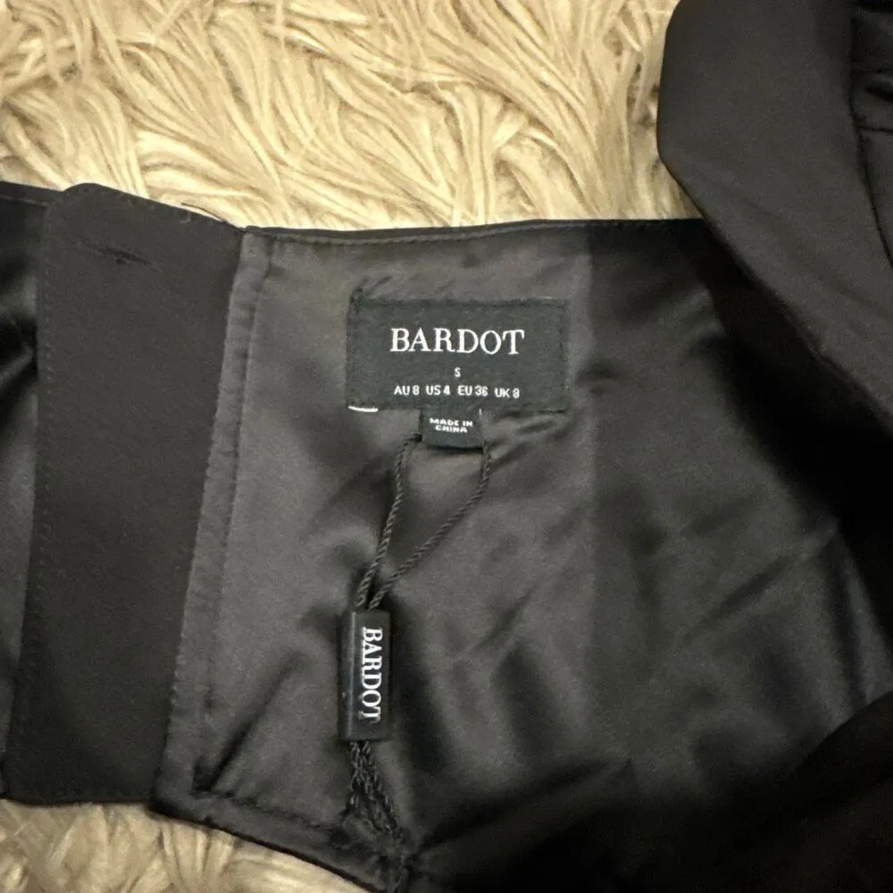 Bardot cropped blouse size small - Image 3