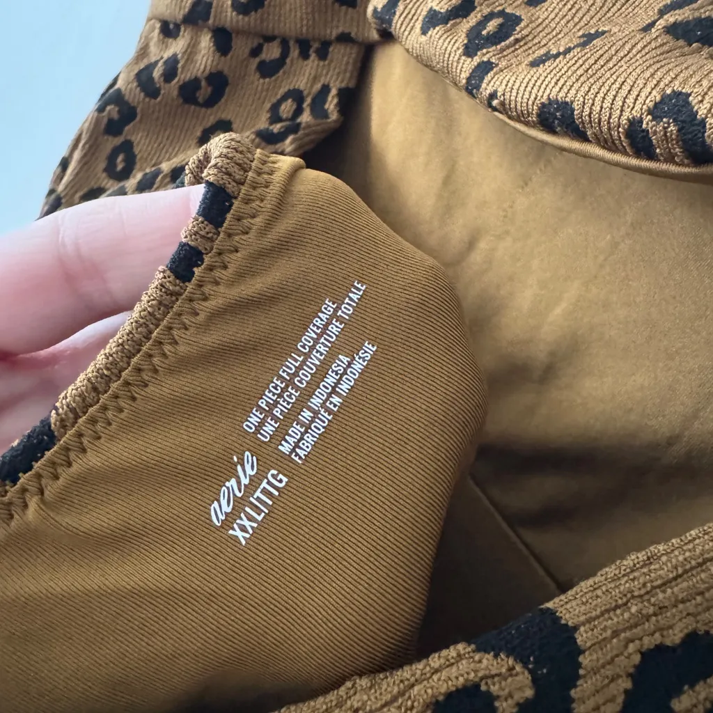 Aerie Leopard Textured Bandeau One Piece Swimsuit Removable Straps Full Coverage - Image 8