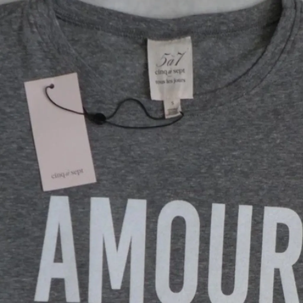 CINQ A SEPT Smiley Heart Shrunken Tee Gray Size L - Image 4