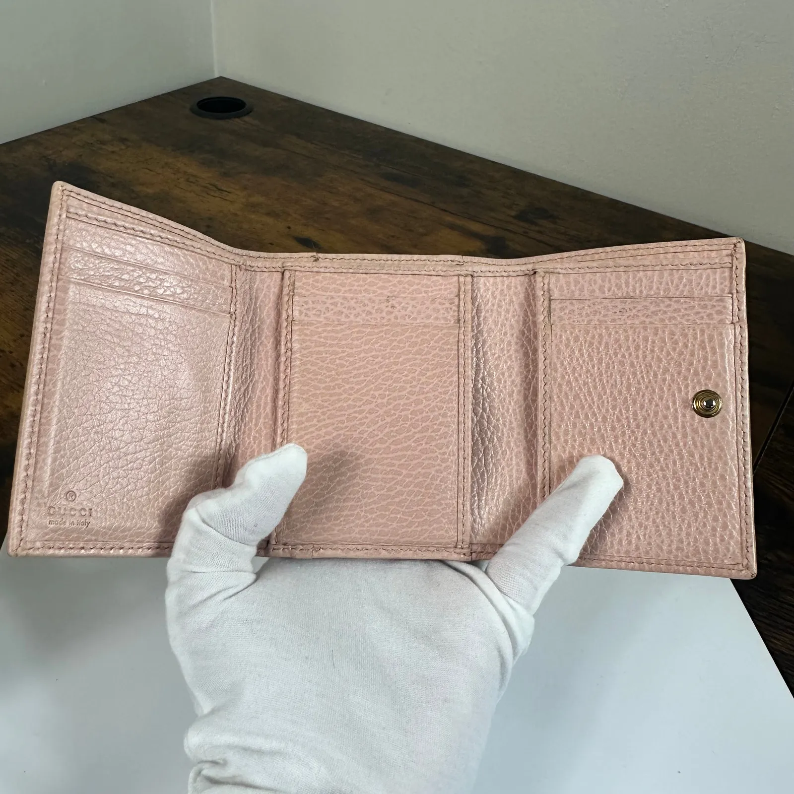 Gucci  Marmont Pink Leather Compact Wallet - Preowned Authentic - Image 8