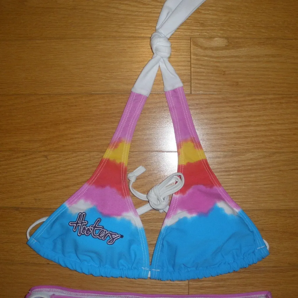 #2 NEW Women’s HOOTERS vintage TYE DYE STRING BIKINI Size Small w/Flaw - Image 6