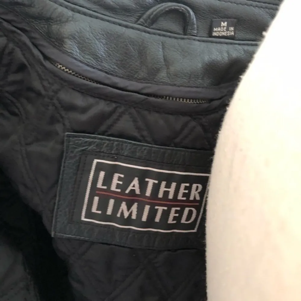 vintage 80’s Black Leather Limited ThermoLit Active Insulation Jacket Size M - Image 12