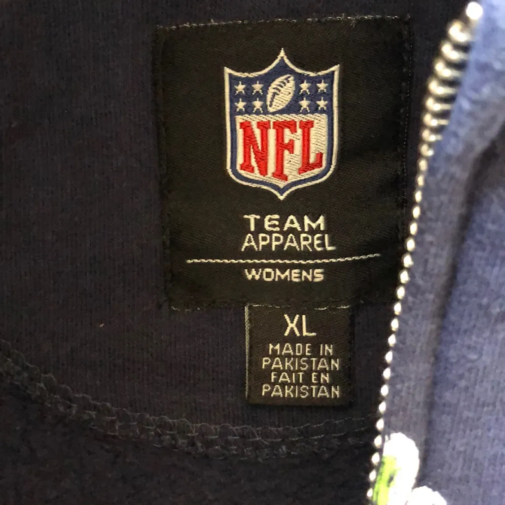 Seattle Seahawks zip up hoodie sweatshirt NFL women’s size‎ XL - Image 5
