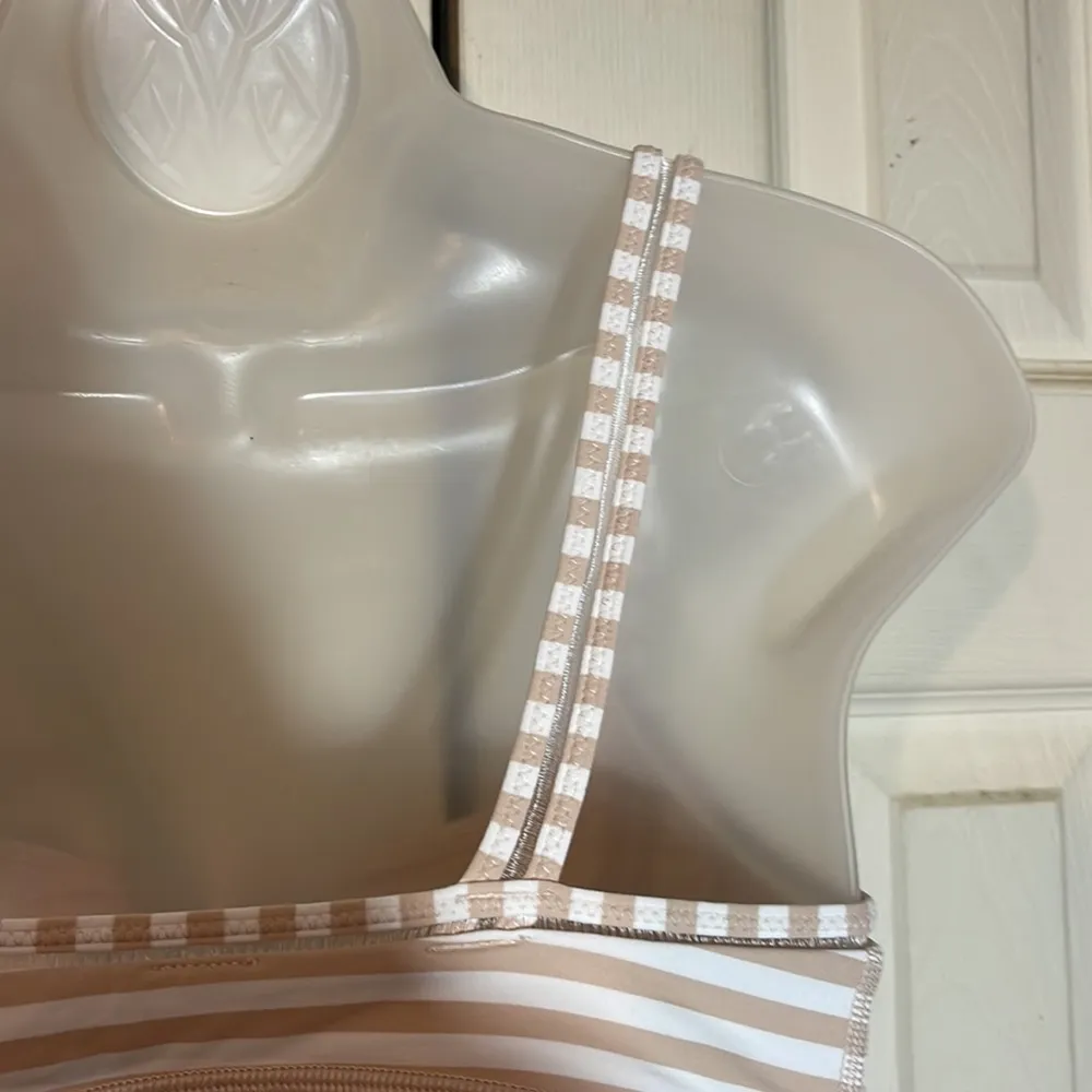 Lululemon Possibly Vintage Y2K Sports Bra White Tan Stripes 8 Medium - Image 10