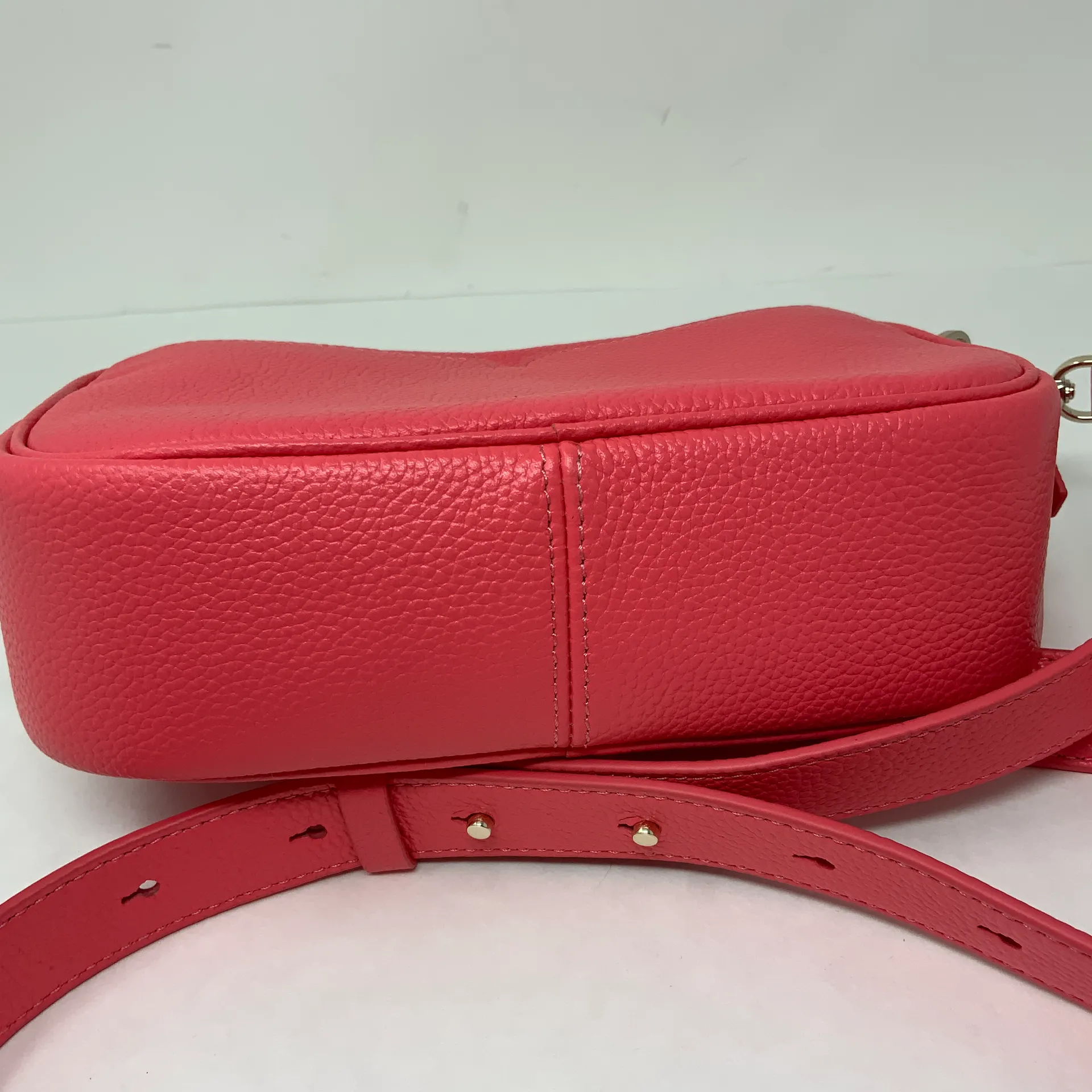 NEW Kate Spade Astrid Leather Medium Camera Crossbody Purse Bag Peach Melba Pink - Image 5