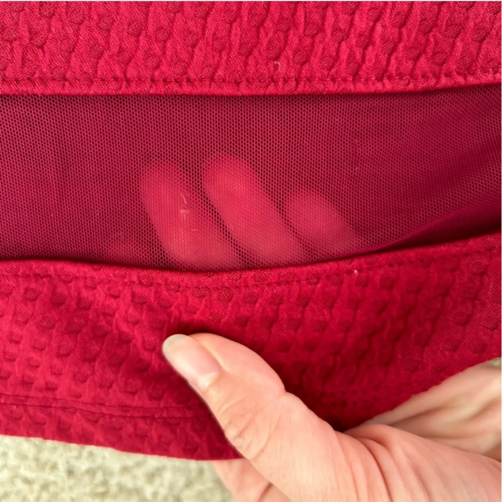 Faith and Joy Textured Red Circle Skater Skirt Small Flaw Mesh Texture Quilted - Image 3