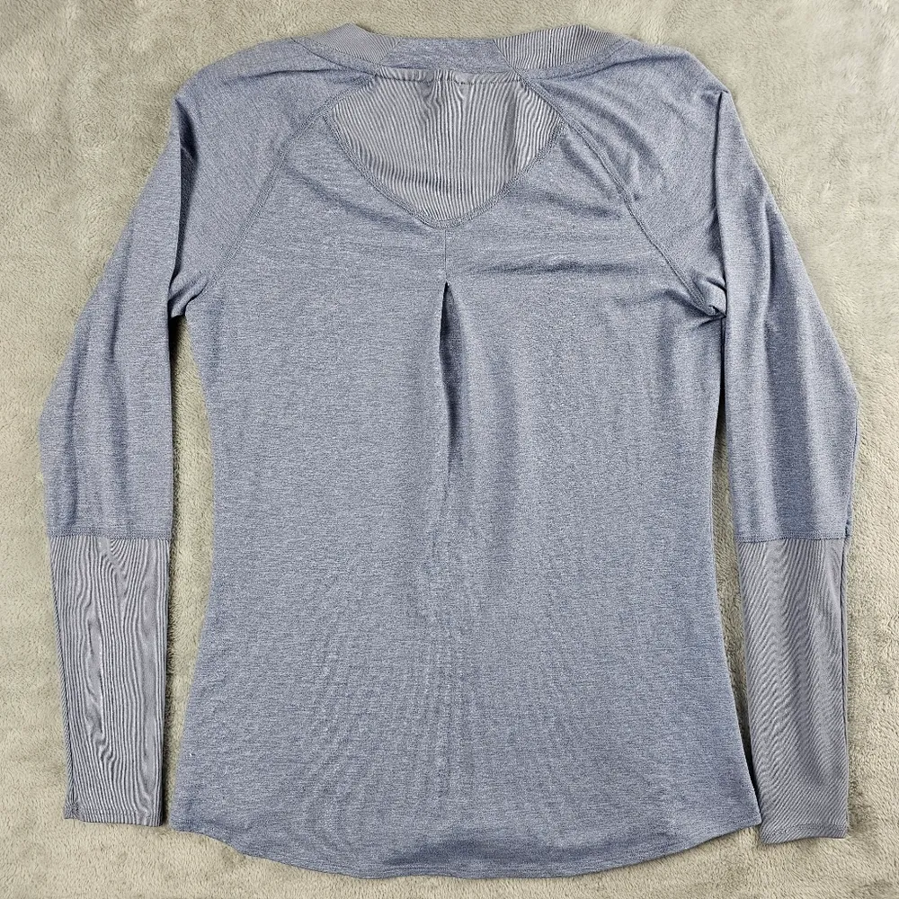 Marmot Jayla Long Sleeve V-Neck T-Shirt Dusk Heather Blue Women's Size Medium - Image 11