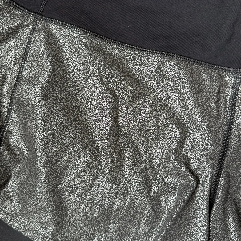 Lululemon Speed Up Shorts Foil Size 10 Tall - Image 4