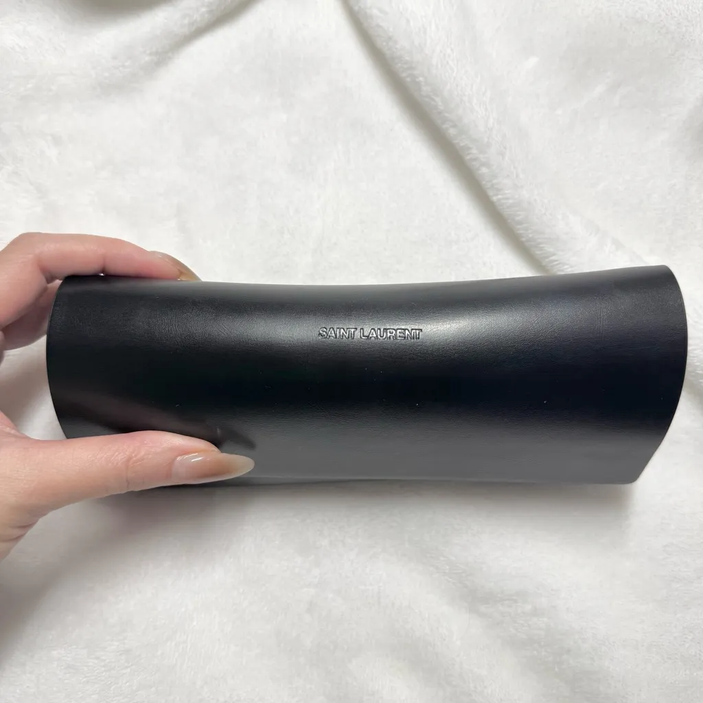 Saint Laurent  52mm Hot Pink Rectangular Sunglasses - Image 4