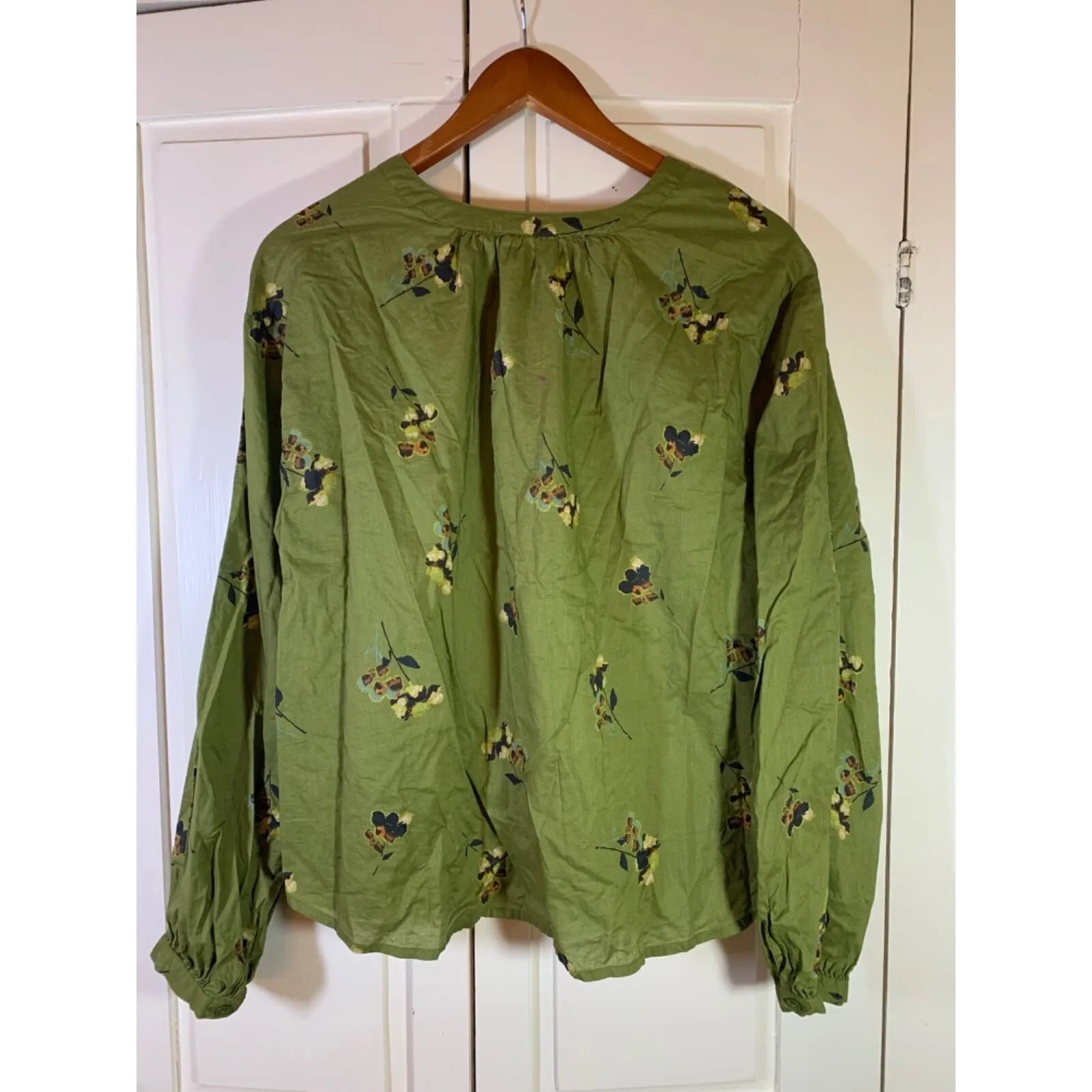 ana A New Approach Women's OX Floral Blouse Button‎ Cuff Green Spring Top Size 0X - Image 3