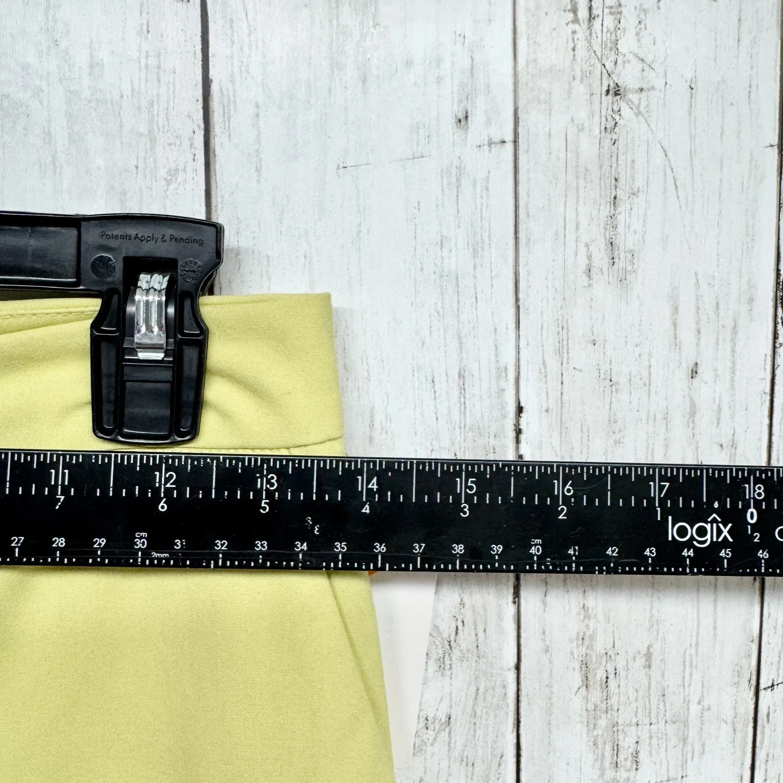 Zara Pants Women Size 2 Pale Matte Yellow Tapered Straight Pants Zip Fly Pockets - Image 2