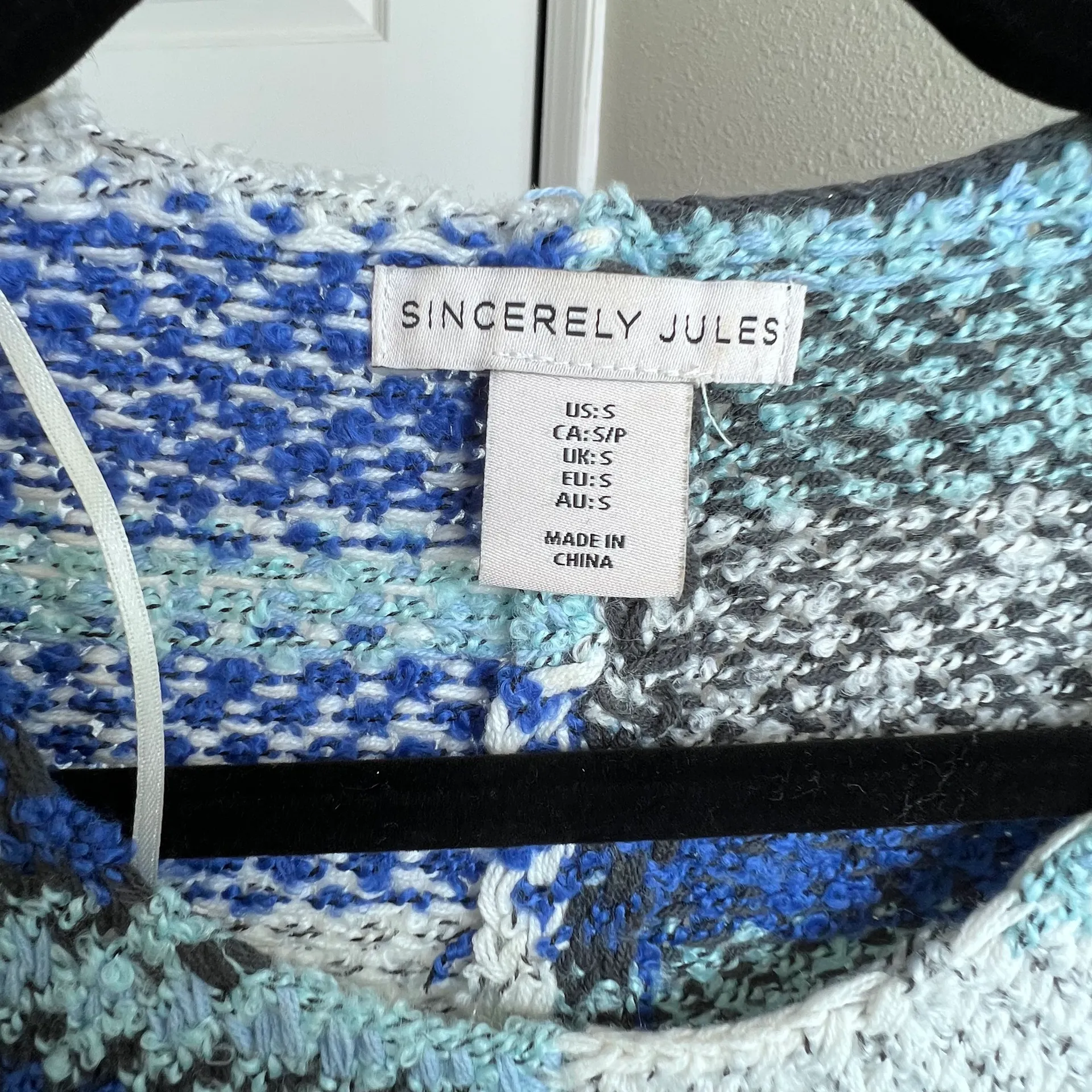 blue knit sweater - Image 4