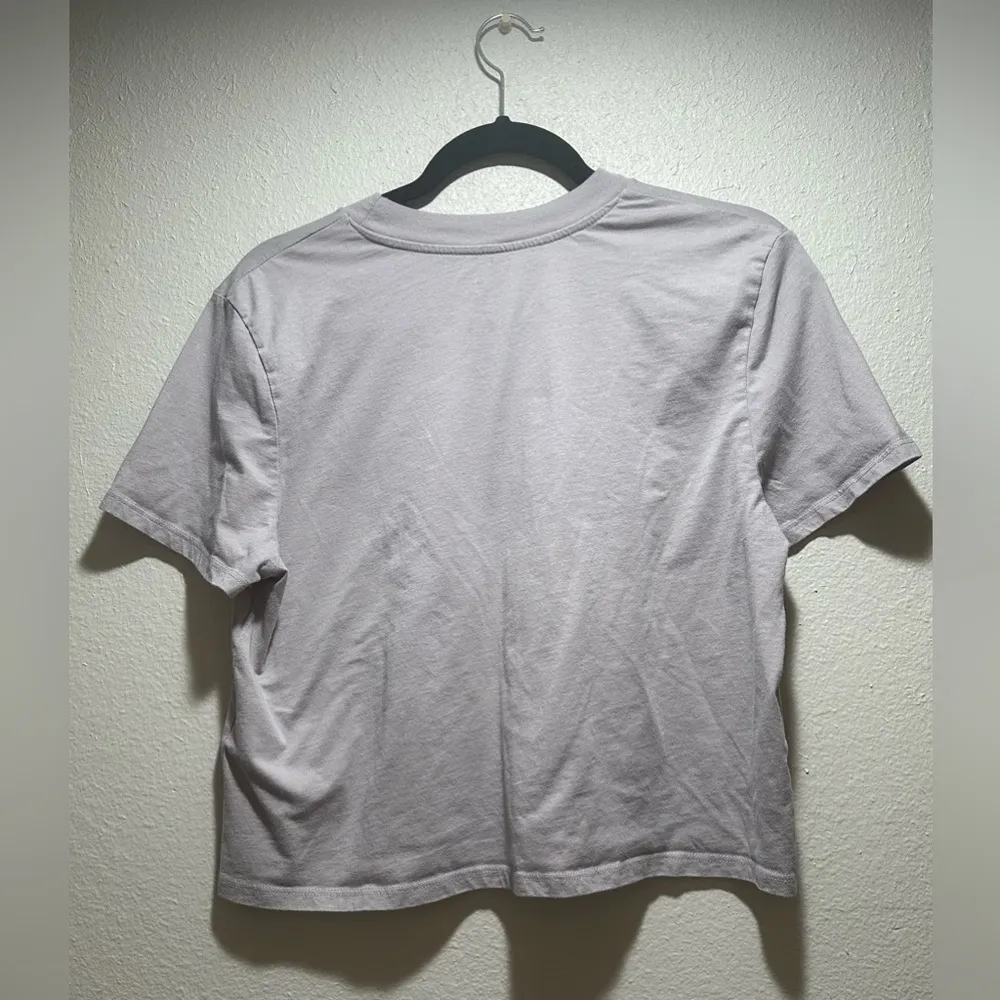 Volcom Stone gray/purple cropped tee, women’s size XL. - Image 2