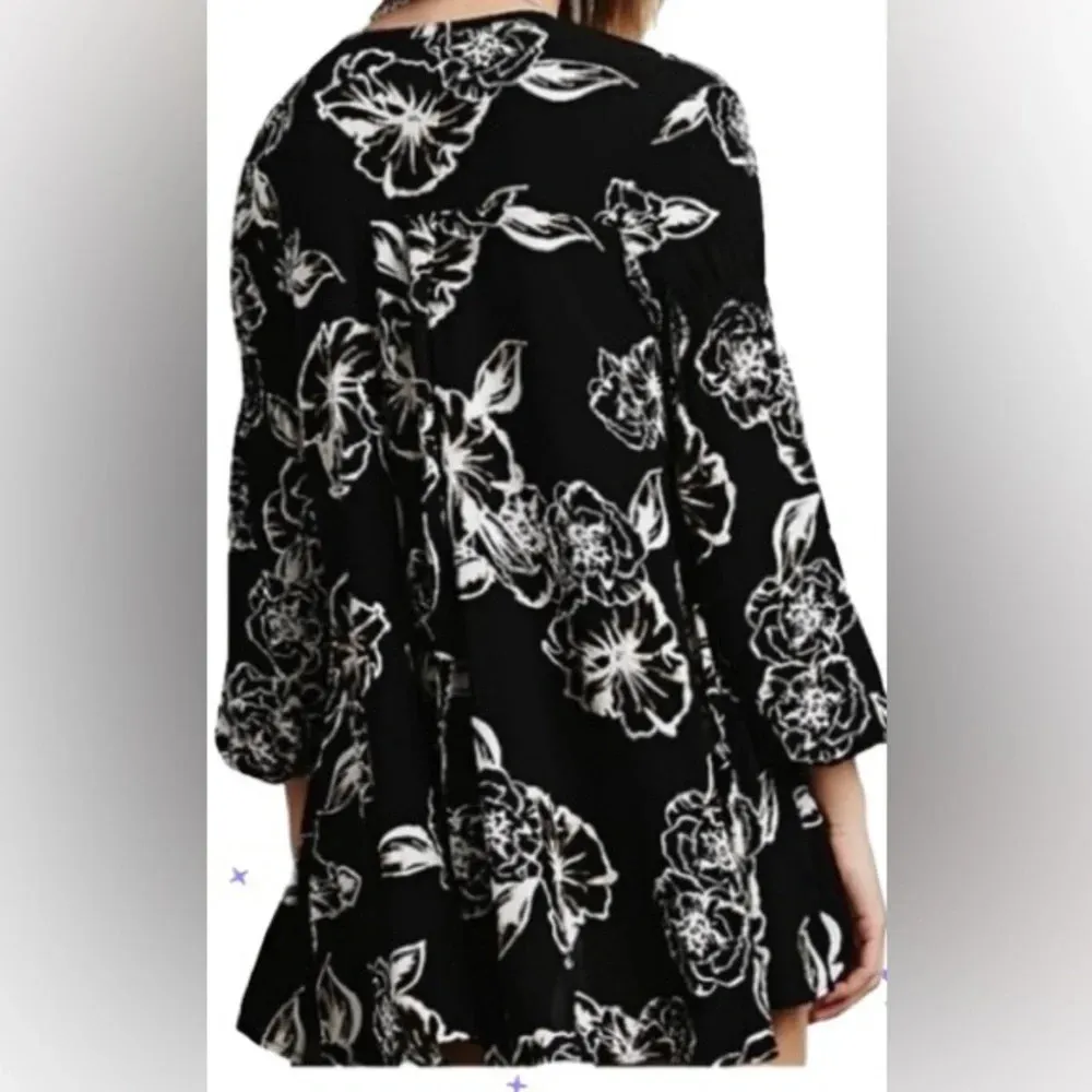 black and white floral foil print oversize swing tunic dress, XS. - Image 2