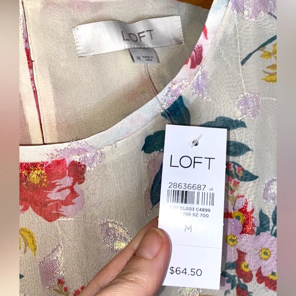 LOFT NWT holiday sparkle blouse - Image 3