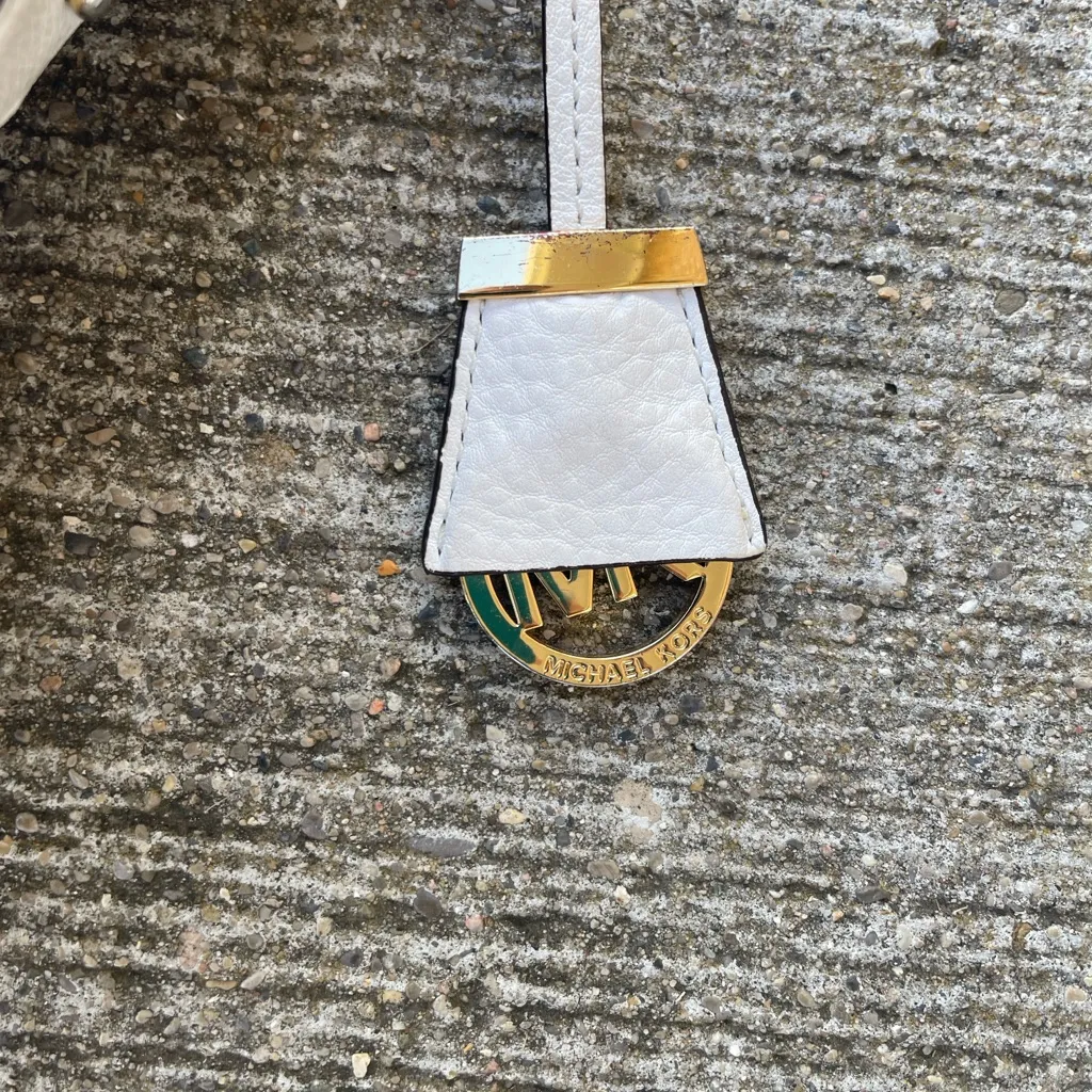 Michael Kors white "Bowery" purse shoulder bag - Image 2