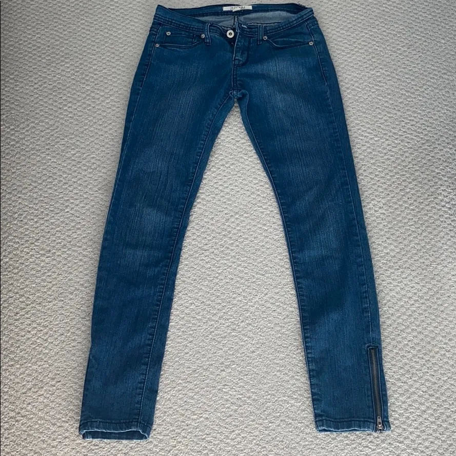 3 for $15!! LIKE NEW F21 blue denim skinny jeans - Image 2
