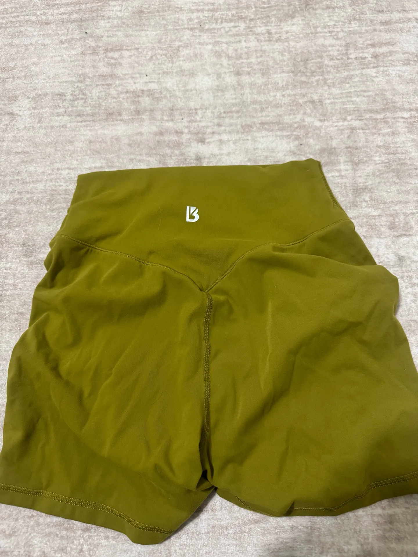 Buffbunny Collection  shorts size small - Image 3