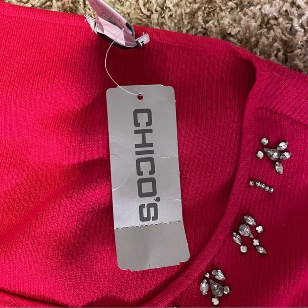 New with Tags Chico’s Women Sleeveless Sweater Red Silk Embellished Sz 2 Large - Image 4