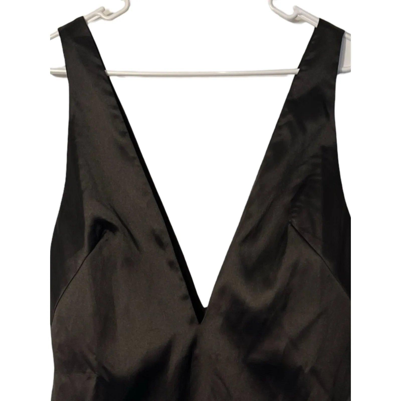 Nasty Gal Black Party Dress Size 8 Satin Low Plunge Puffball Hem Structured NWT - Image 7