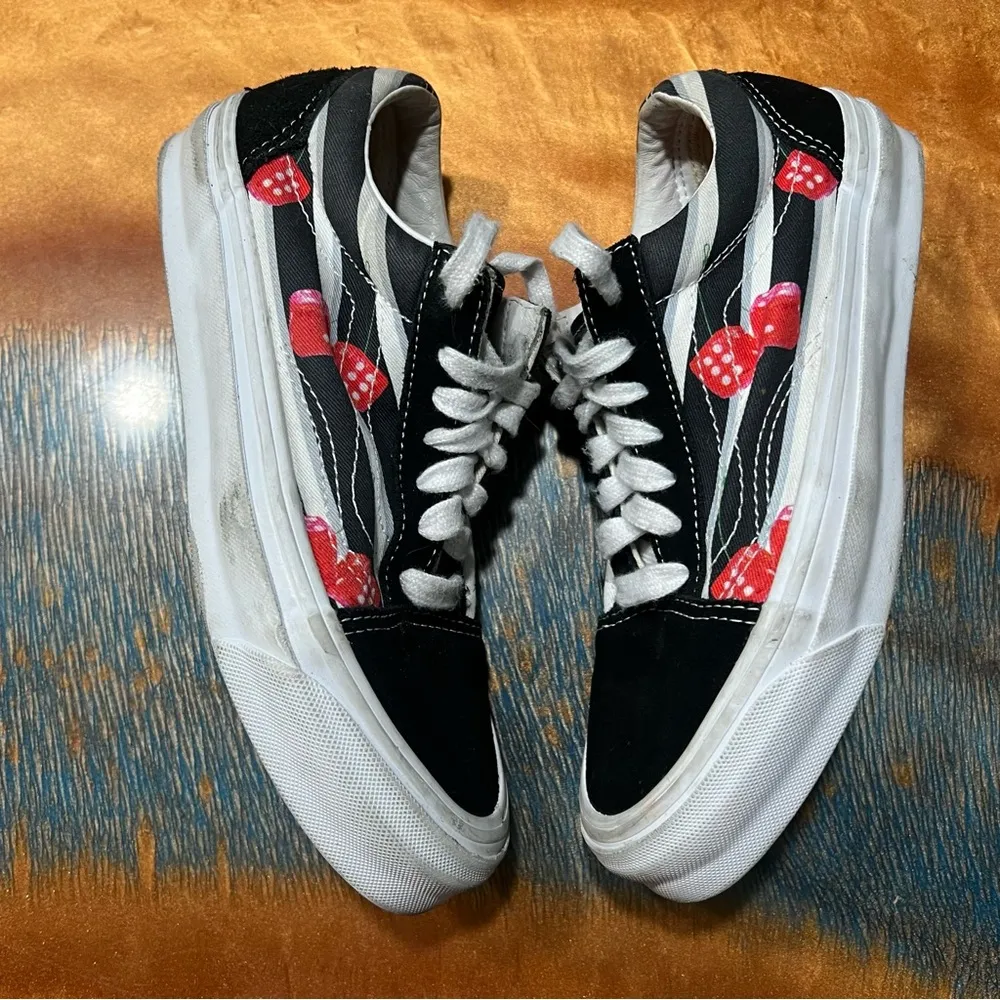Vans OTW Originals Snake Eyes Cherry Dice Old Skool sneakers size 6.5 black red - Image 9