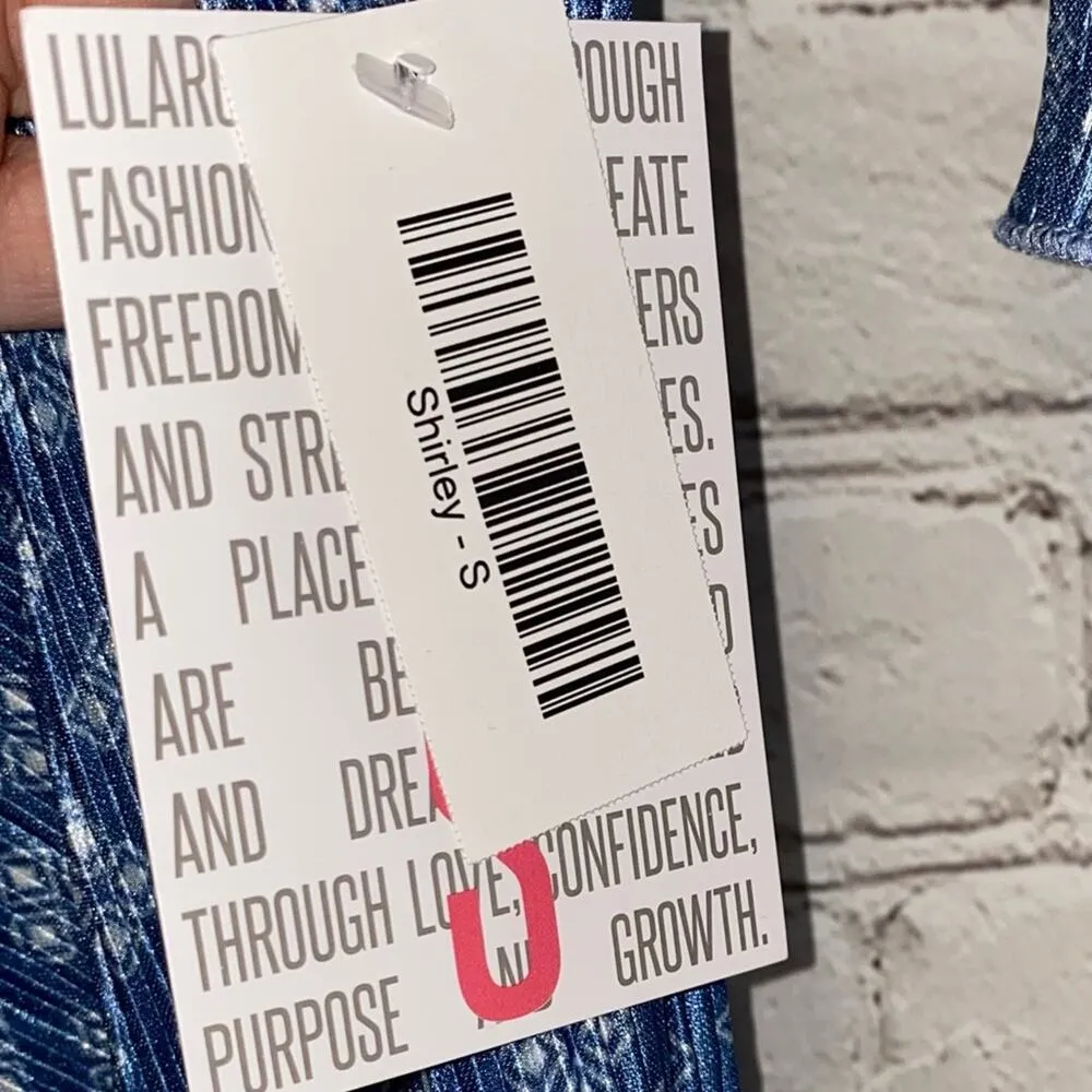 LuLaRoe NWT  Shirley Blue & White Patterned Kimono - Image 3