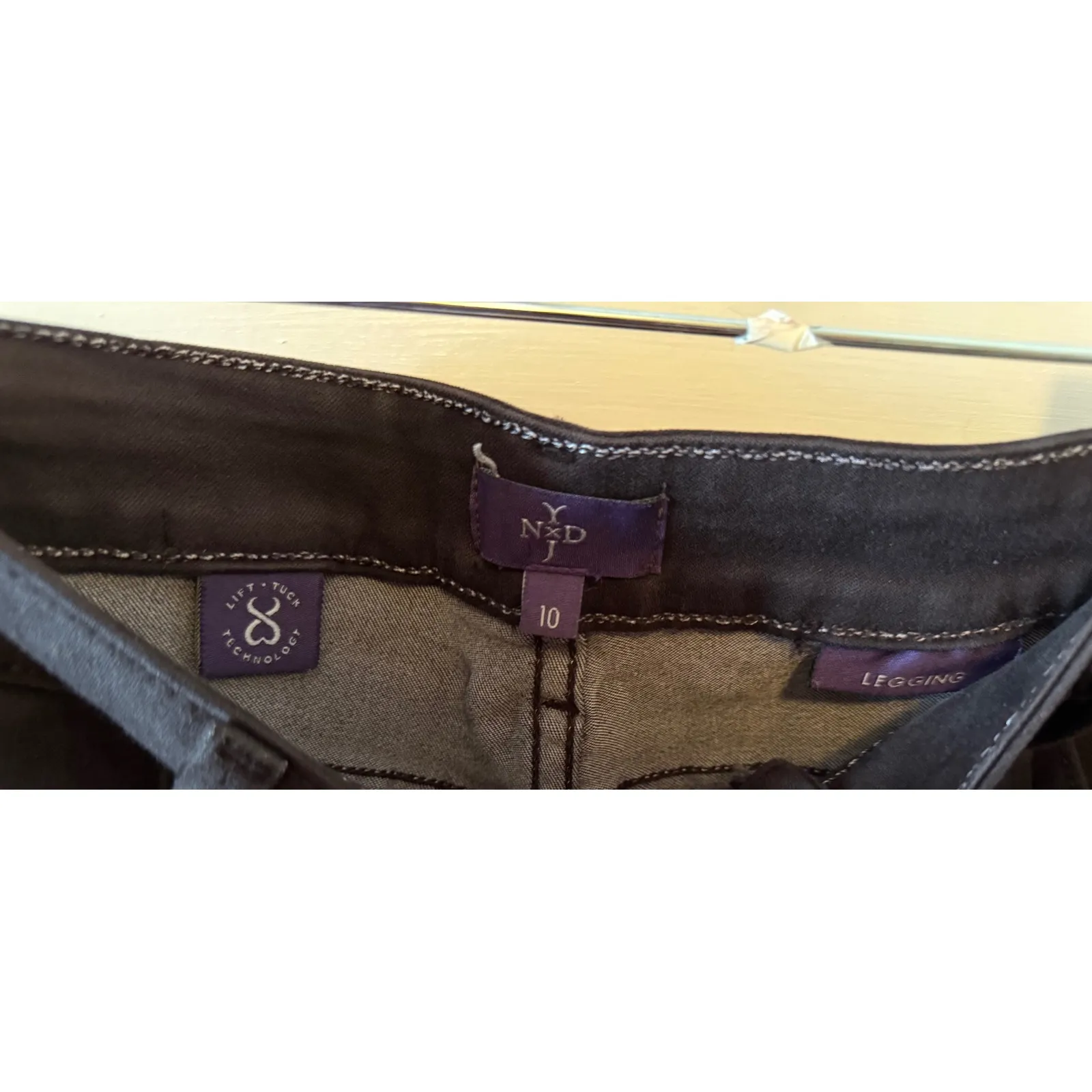 NYDJ Black Lift Tuck Technology Legging Pants Women Size 10 - Image 5