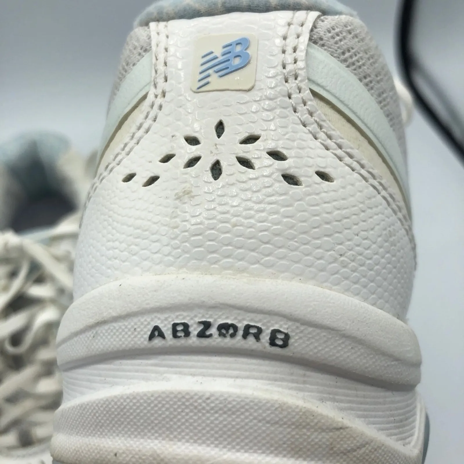 New Balance Abzorb White Dad Sneakers 5.5 - Image 3