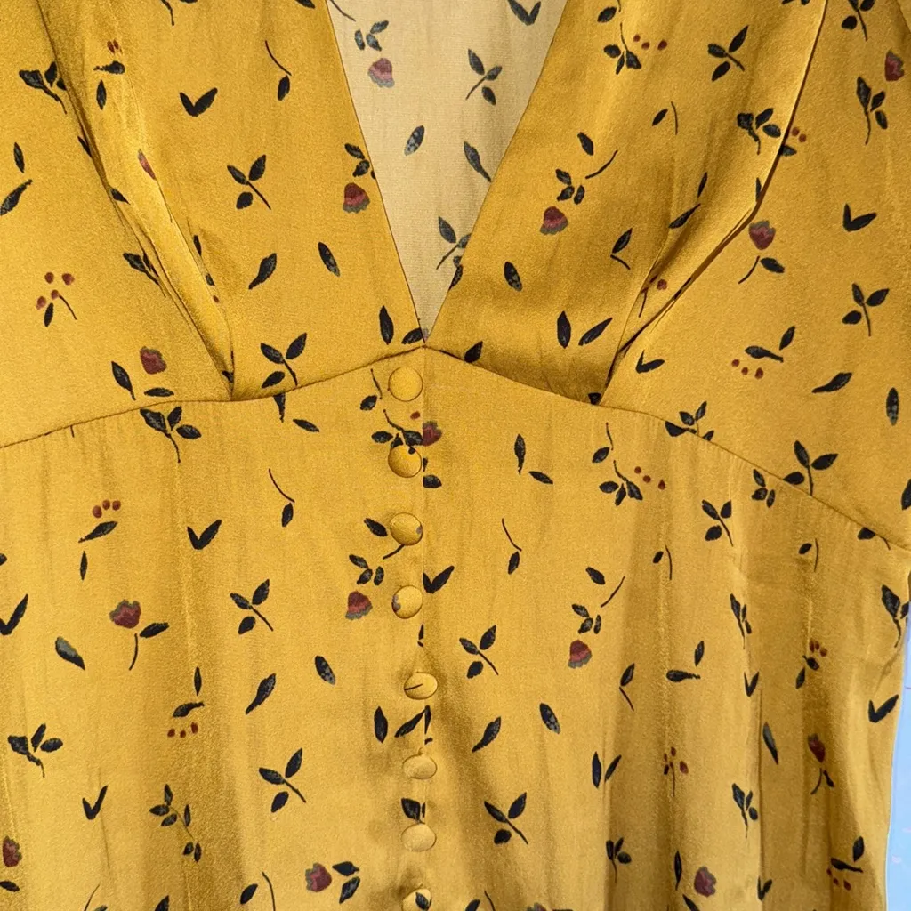 UO Jen Button-Down Mini Dress Mustard Floral Mini Dress short sleeve gathered - Image 4