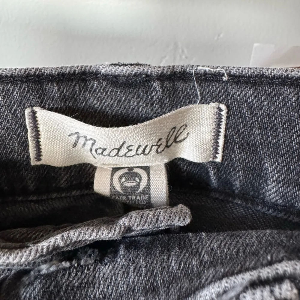 Madewell The Perfect Vintage Straight Leg Black Wash Jeans in Lunar Wash Size 26 - Image 6