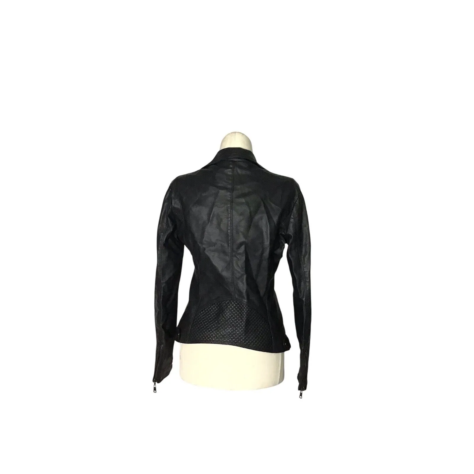 Carmin Form Fitting Women's Quilted Faux Leather Moto Jacket Size Medium Black - Image 2
