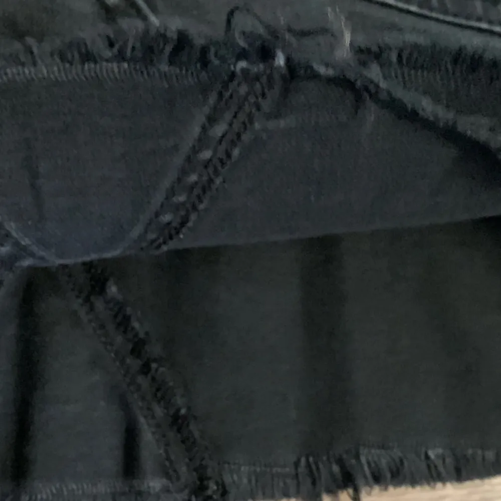 NWOT  Denim Skirt Size 10 Vintage Black Factory Destroyed - Image 11