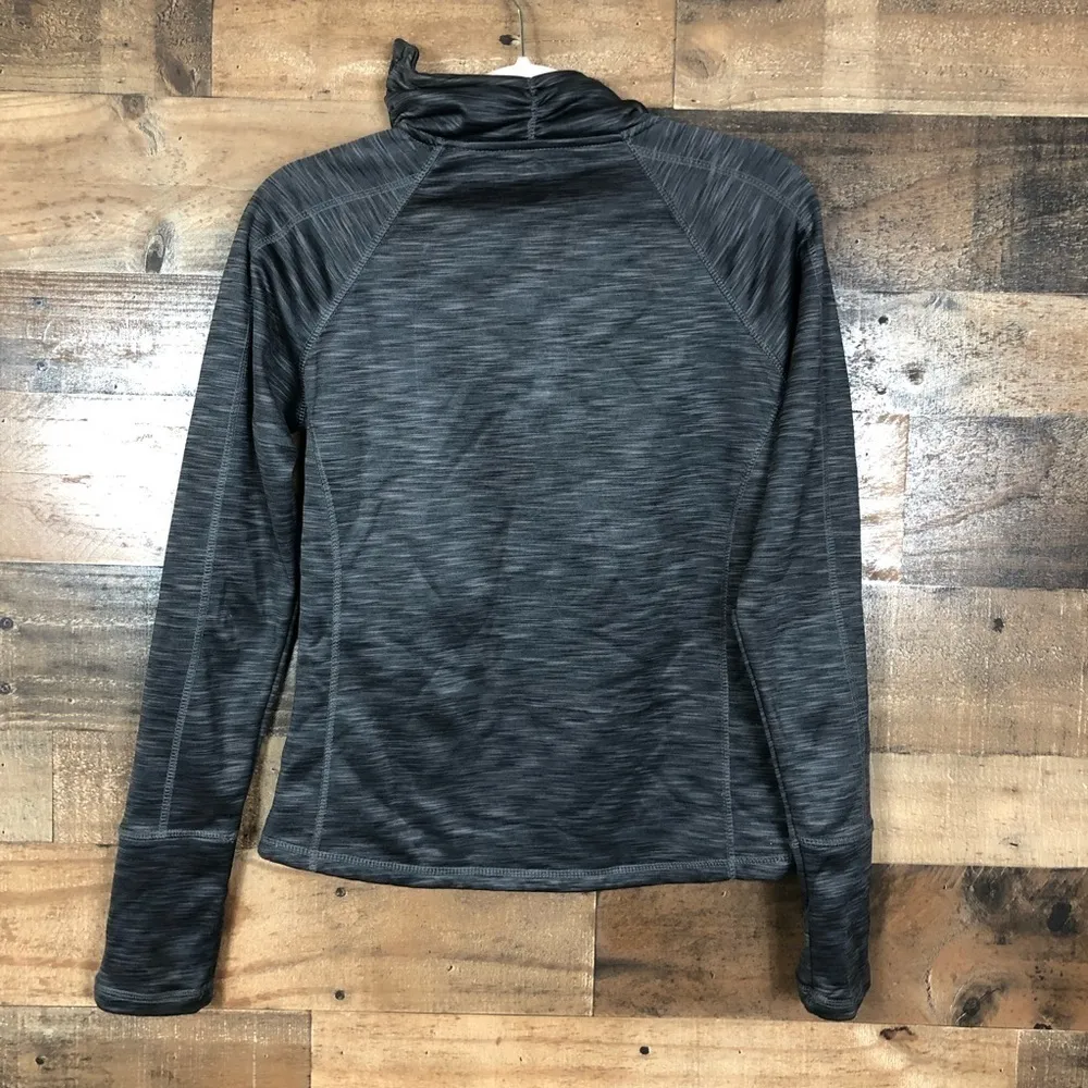 Umbro  gray‎ pullover - Image 5