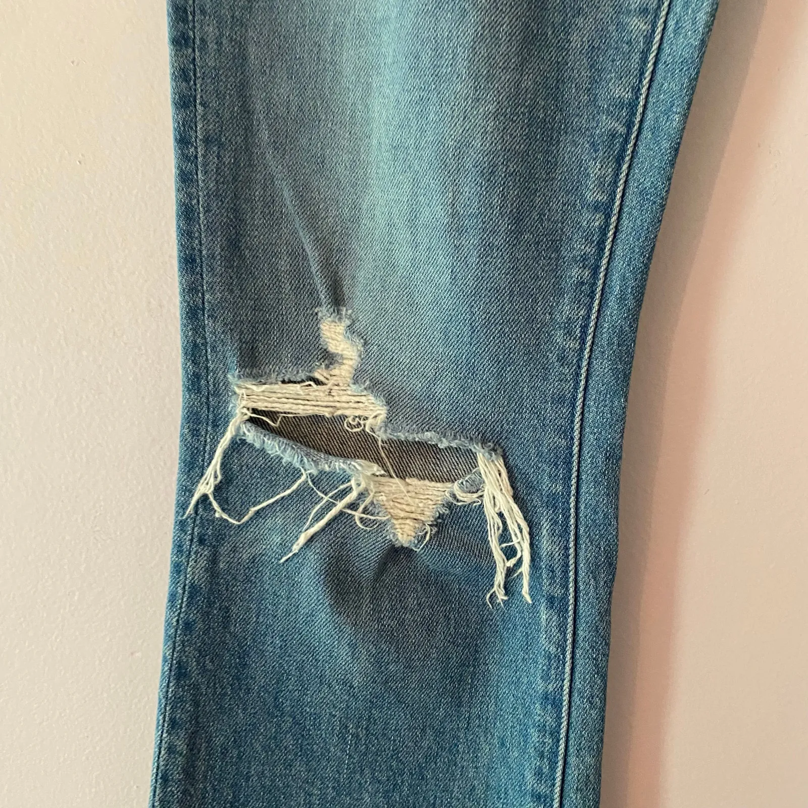 Mother Superior The Insider Ankle Chew in Destroyed Bills Distressed Women 25 Blue - Image 8