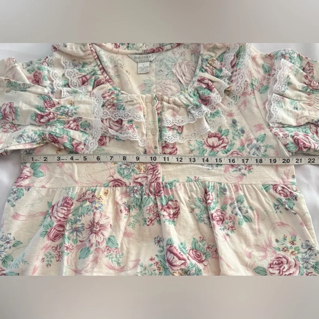 Vintage M PARTNERS Floral Flannel Nightgown 100% Cotton Lace Trim Long Sleeve L Pink Size L - Image 8
