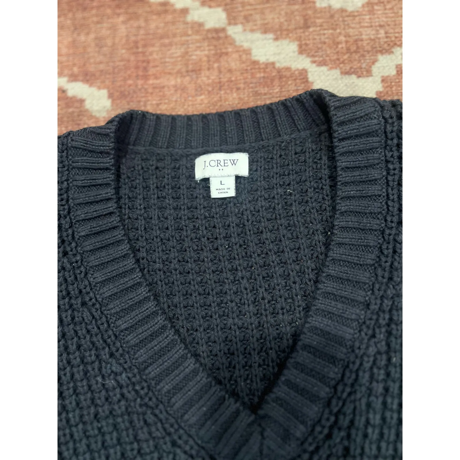 J.Crew Women’s Chunky Cozy V Neck Knit Sweater L Black Size L - Image 4