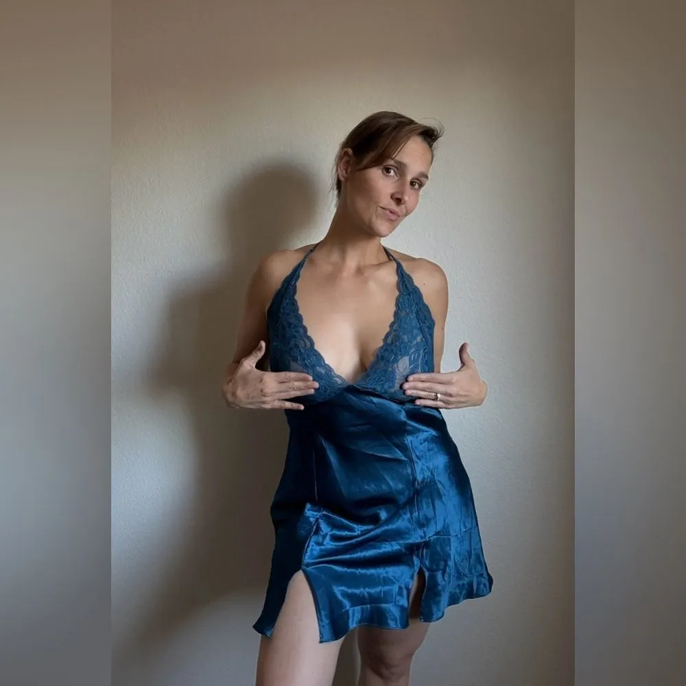 Fredrick’s Of Hollywood Halter Lingerie Lace XL Leg Slits - Image 5