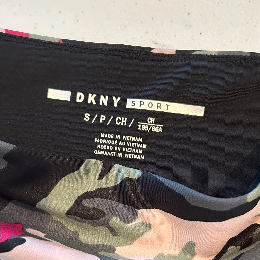 DKNY Sport Camouflage Womens Leggings XSmall - Image 2