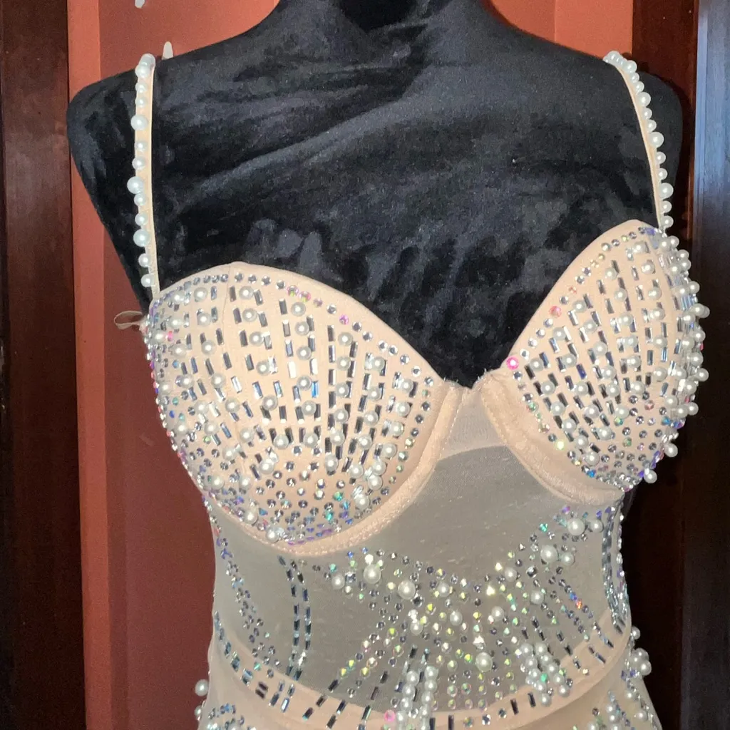 NWT-Windsor pearl and rhinestone dress - Image 7