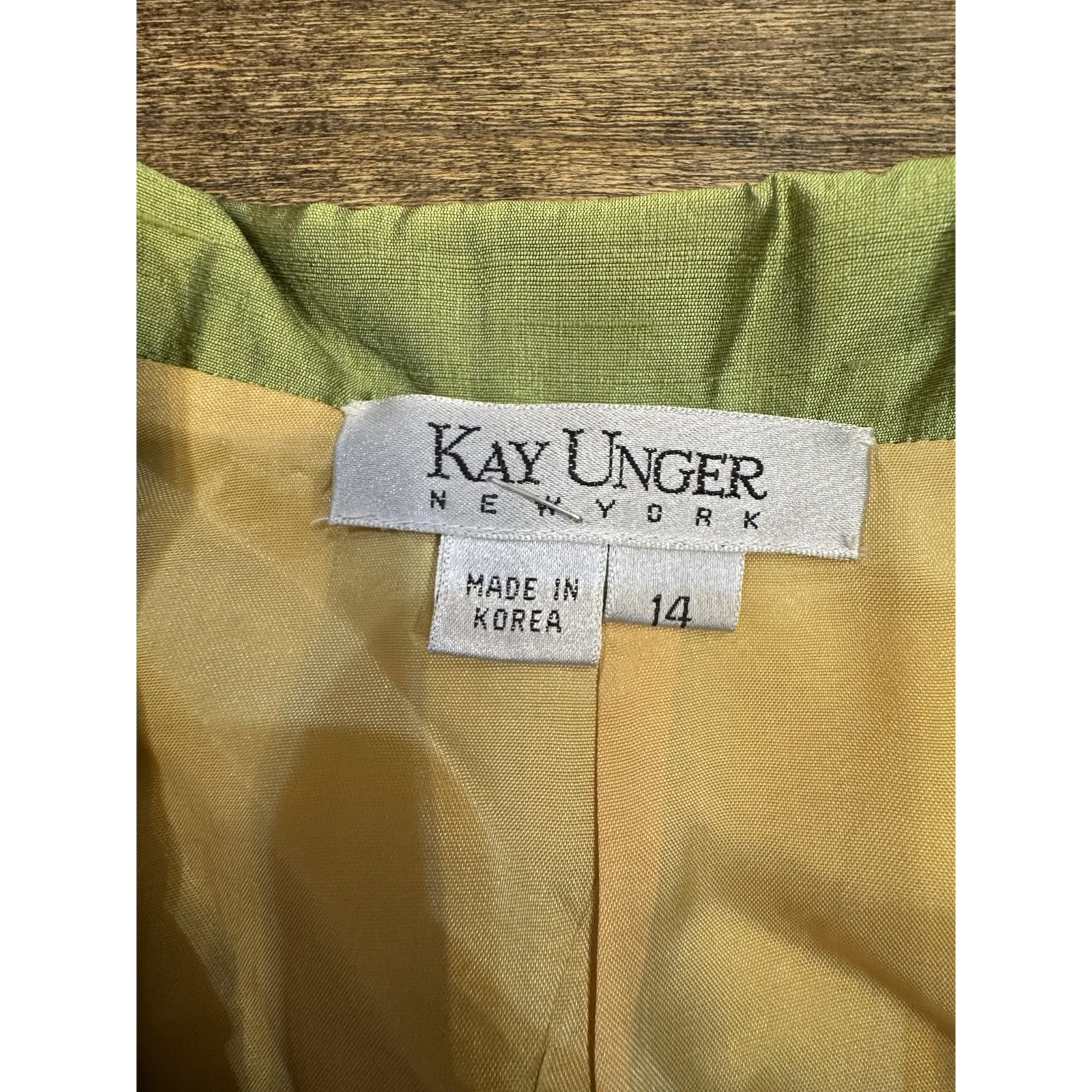 Kay Unger 100% Silk Green Satin Skirt Suit Set Y2K Dynasty Glam Sz 14 Wedding - Image 6