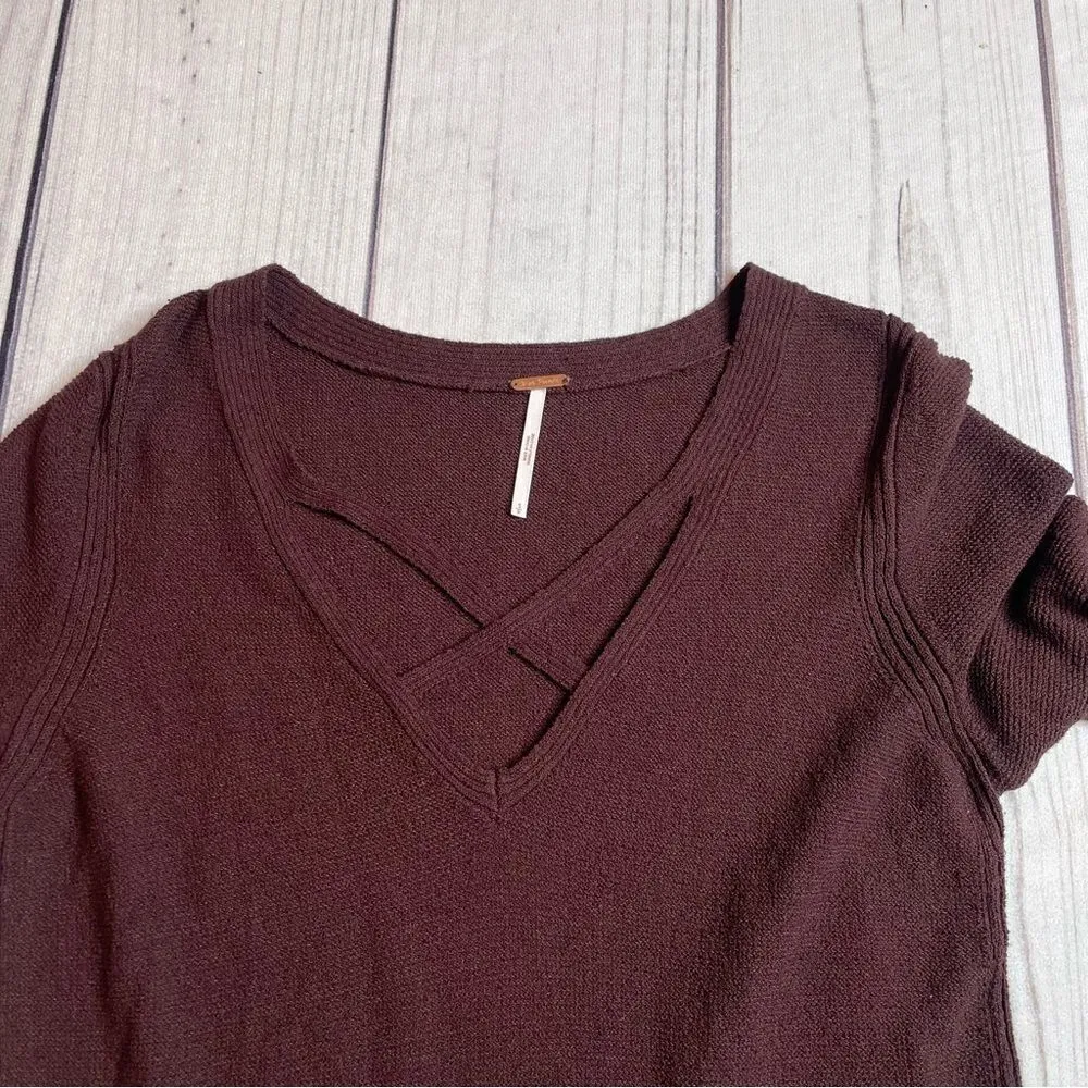 Free People Criss Cross Sweater Tunic Top Split Hem Bell Sleeve Wine Size Small - Image 5