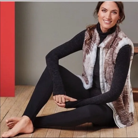 Cabi Aspen Faux Fur Brown & White Full Zip Vest 3179 XS - Image 3